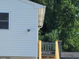 3806 28th St, Chesapeake Beach, MD 20732