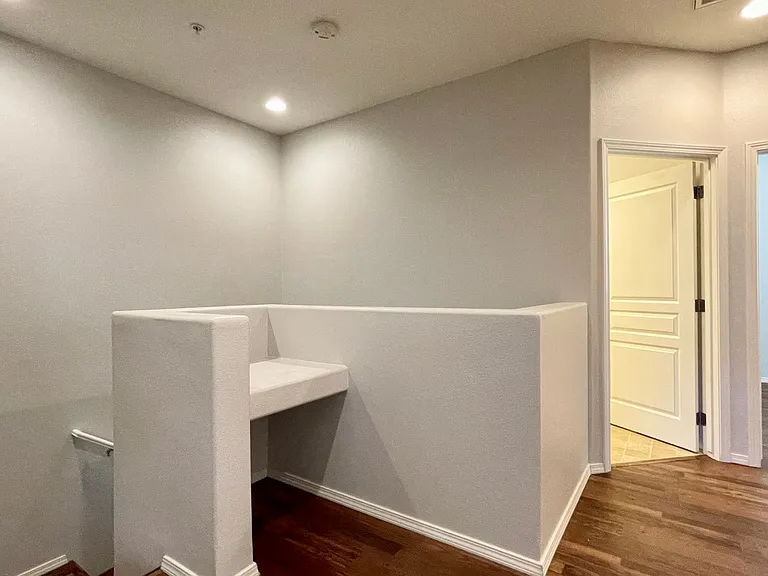 3591 Sacramento Dr #19 — Photo 9