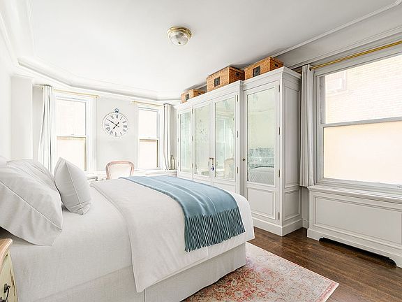 5th image of 77 Park Ave #2G