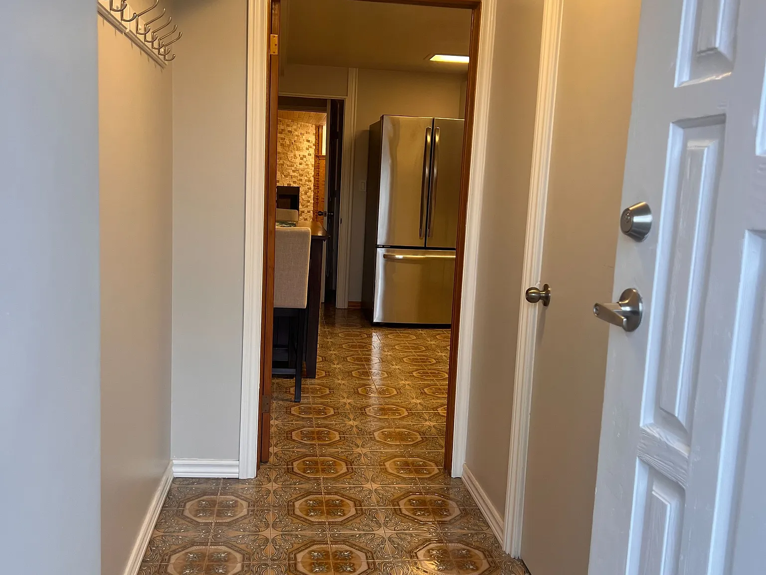 1 bed, $2,100 — Photo 2
