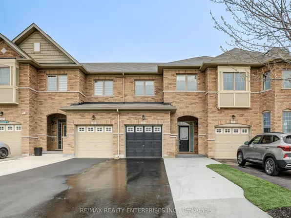 51 Davenfield Cir, Brampton, ON L6P 4M1