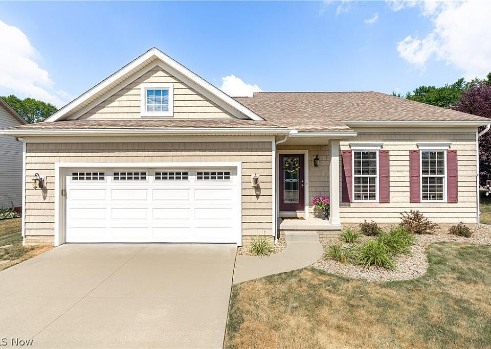 1st image of 1393 Filomena Cir