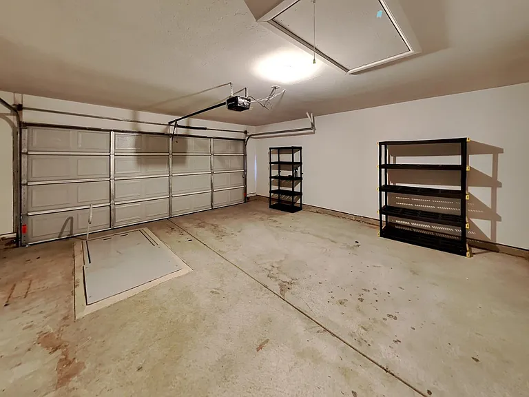 457 Compass Dr — Photo 21