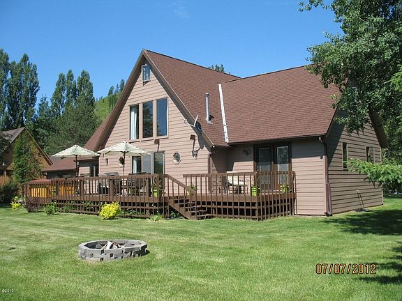 5th image of 836 River Bend Dr