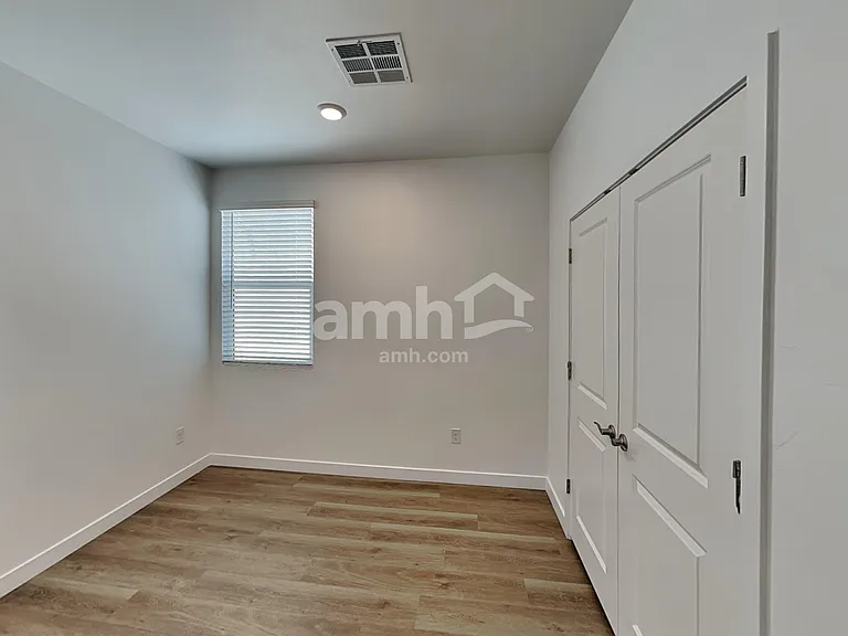 13098 N Mustang Crossing Rd — Photo 19