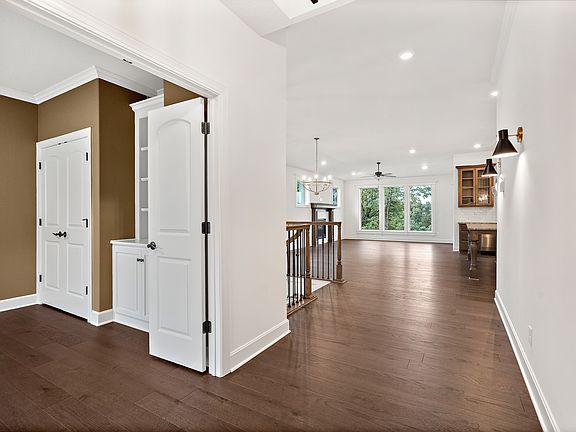 5th image of 2109 NW Ashurst Dr