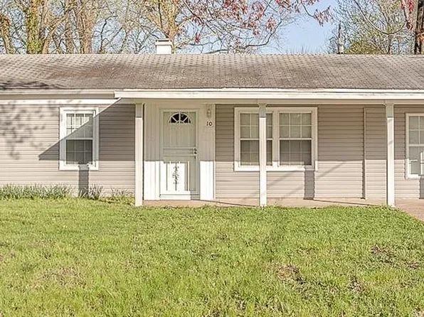 10 Baldwin Ln, Cahokia, IL 62206