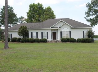 1184 M C Jowers Rd, Ambrose, GA 31512