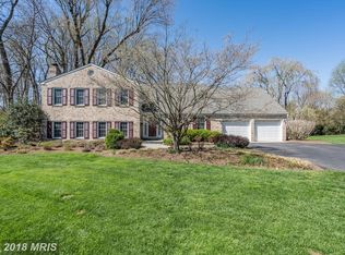 804 Aaron Ct, Great Falls, VA 22066