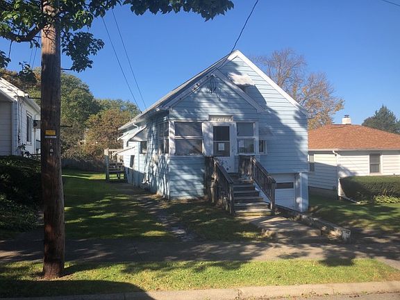 3rd image of 16 Delmar St
