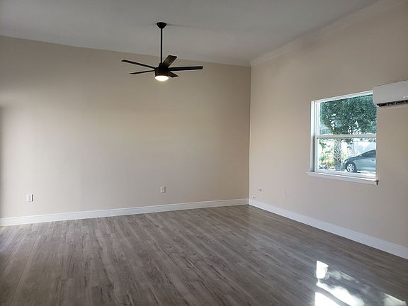 3rd image of 224 6th St SW APT C