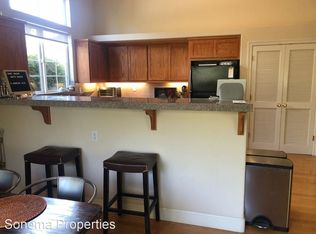 468 Brownstone Ln, Sonoma, CA 95476