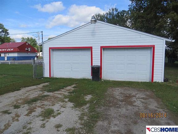 3rd image of 422 W Erie St