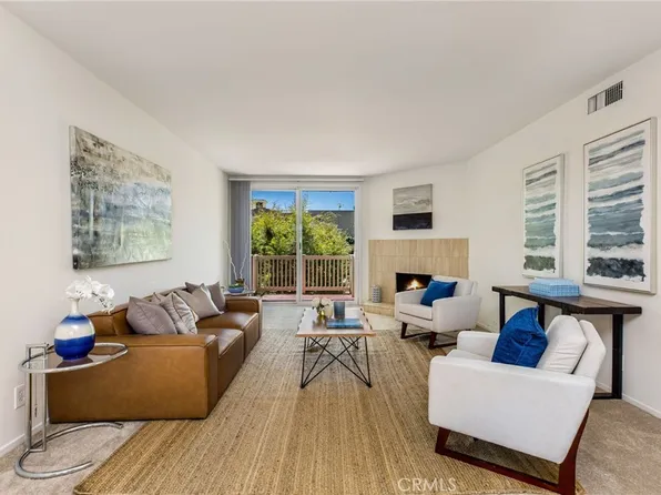 14315 Riverside Dr Unit 209, Sherman Oaks, CA 91423