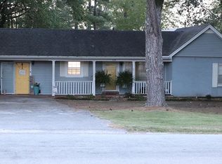 135 Old Denmark Rd, Jackson, TN 38301