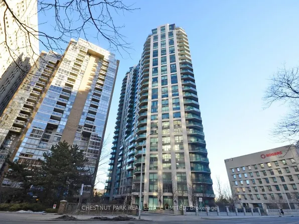 300 Bloor St E #506, Toronto, ON M4W 3Y2