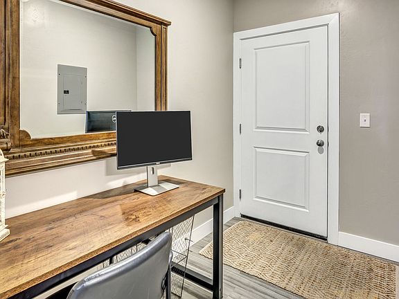 3rd image of 2101 N Main St Unit 306