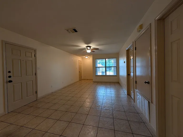 1134 Misty Acres Dr — Photo 6