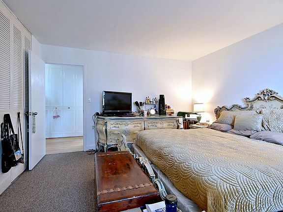 4th image of 4250 N Marine Dr APT 1731