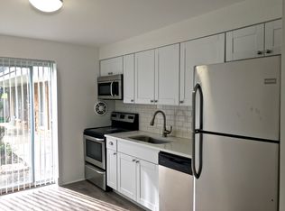 735 Lepere Ave APT B, Saint Louis, MO 63132