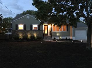 7024 S Mooresville Rd, Indianapolis, IN 46221