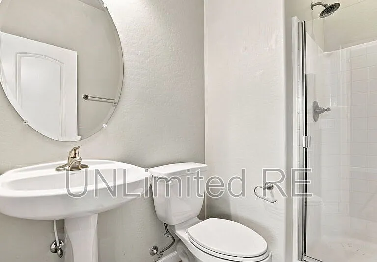 2520 W Pikes Peak Dr — Photo 32