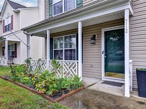 2nd image of 712 Princess Ct
