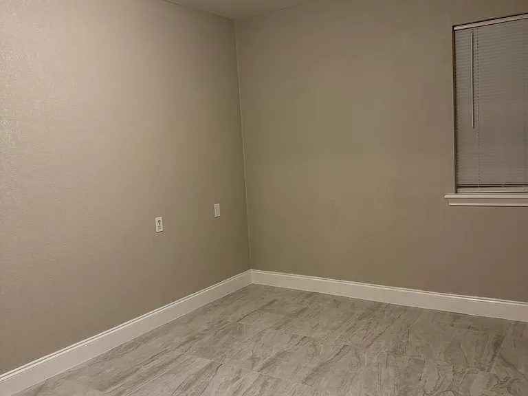 307 Maple Ave — Photo 7