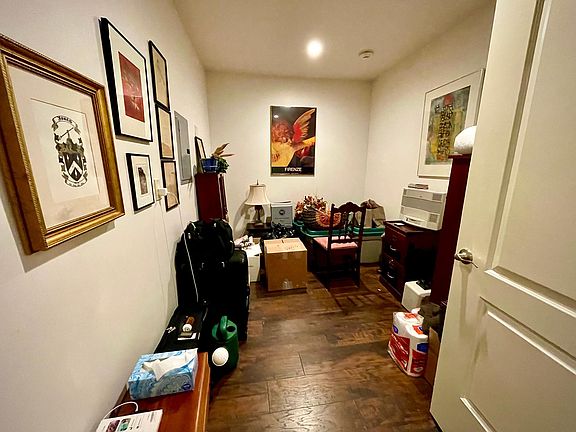 Office/study/TV room