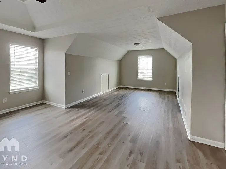 1037 Saint Augustine Pkwy — Photo 10