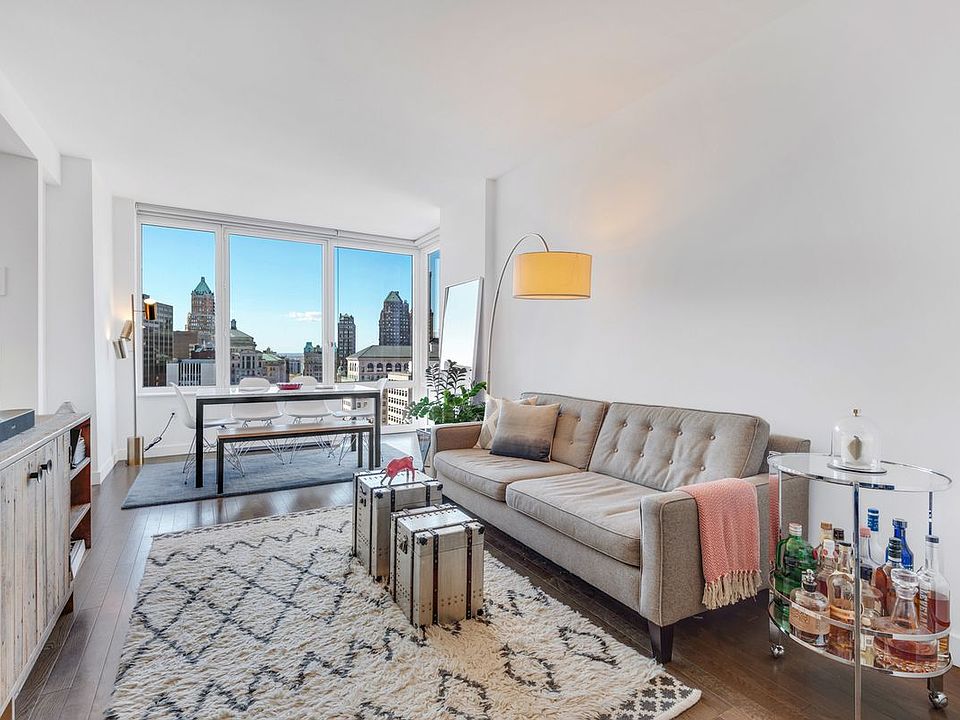 1st image of 388 Bridge St APT 18K