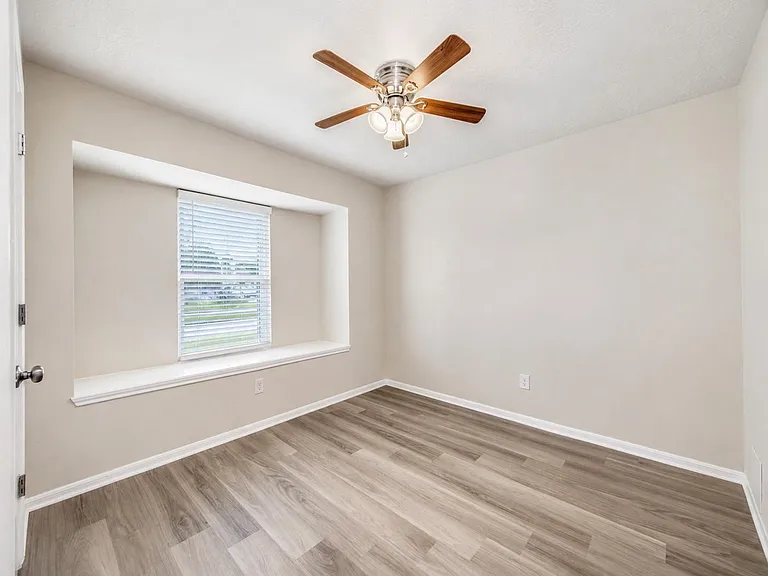 7114 Buchanan Dr — Photo 23