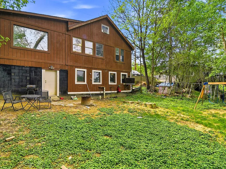 5067 E Miami River Rd — Photo 32