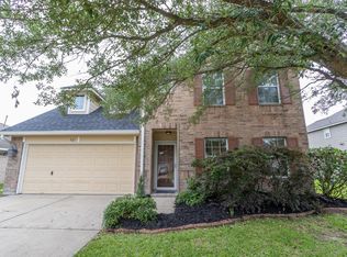 921 Sage St, Baytown, TX 77521