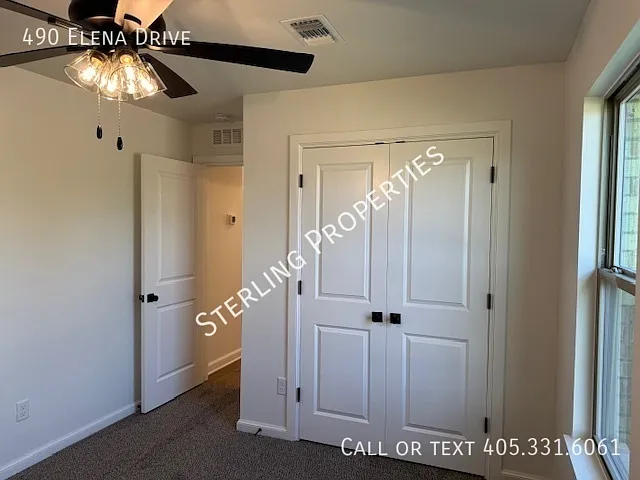 490 Elena Dr — Photo 20