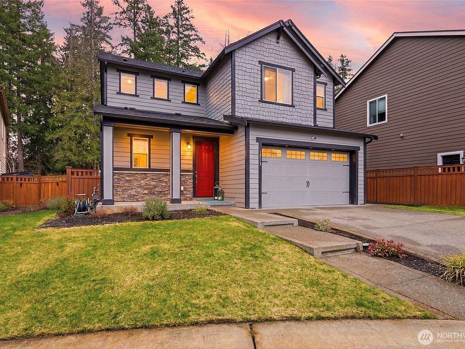 1st image of 12813 193rd Avenue E