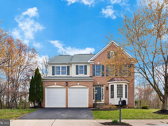 4th image of 615 Pelhams Reach Dr