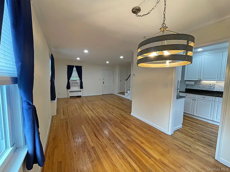 1058 Palmer Ave — Photo 4