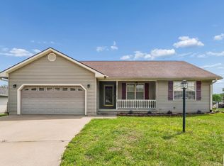 1205 Woods Dr, Sedalia, MO 65301