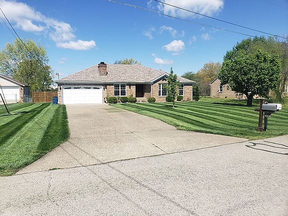 3rd image of 220 Arrowhead Ln