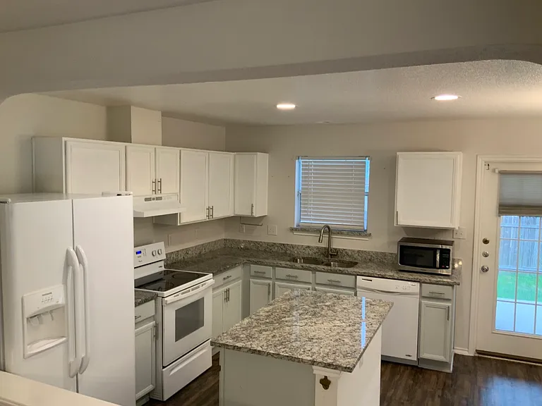 7718 Cedar Farm — Photo 12