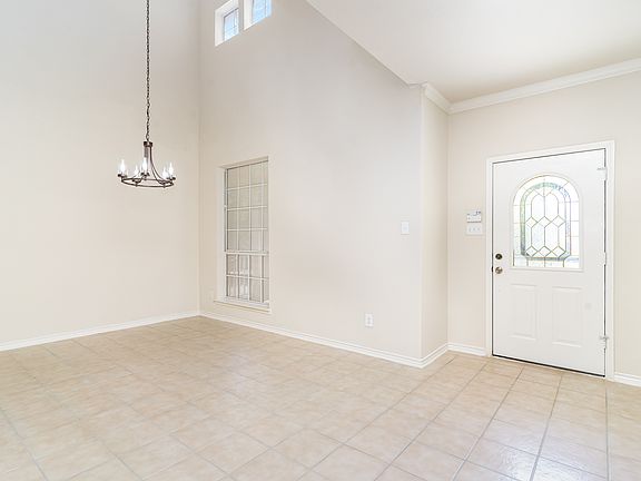 3rd image of 1509 Southern Pine Dr