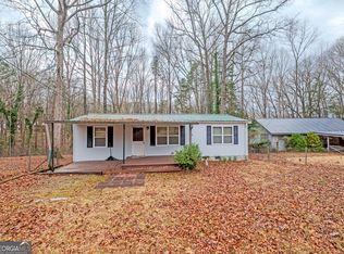 121 Lake View Ct, Lavonia, GA 30553