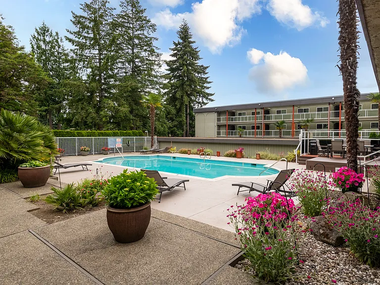 701 122nd Ave NE #408 — Photo 25