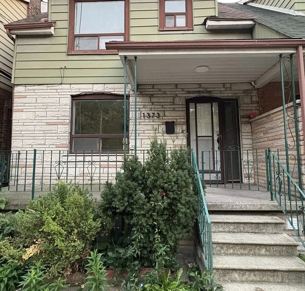 2 bed, $2,700 — Photo 1