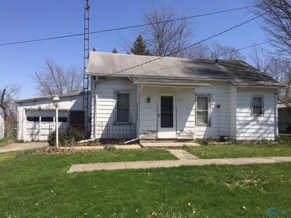 304 Cedar St, Pioneer, OH 43554