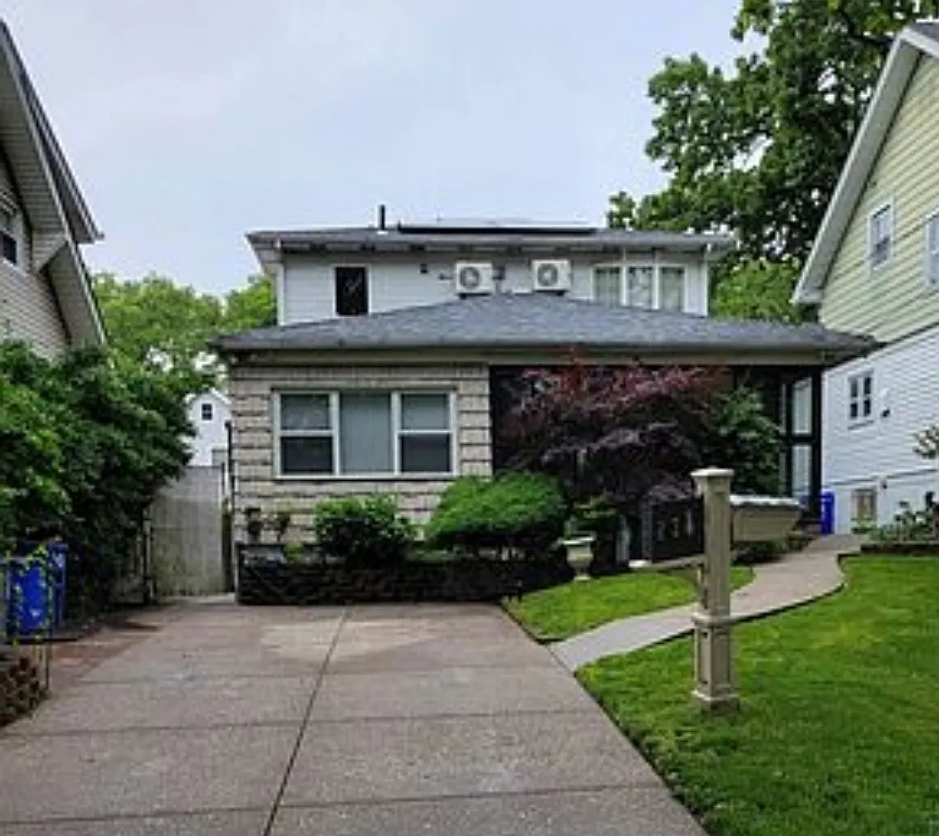 270 Greeley Avenue — Photo 1