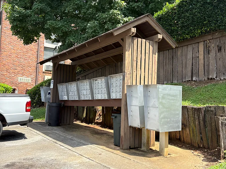 2718 Painter Ave — Photo 14