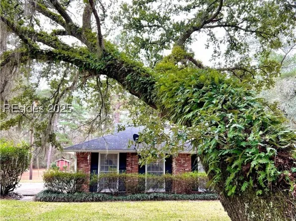 1722 Smiths Xing, Ridgeland, SC 29936