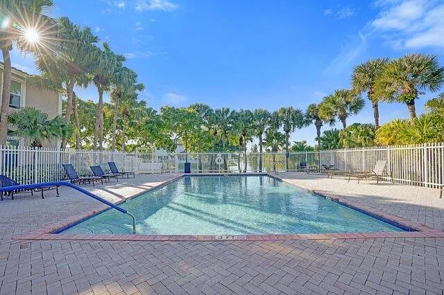 10581 NW 57th Ct — Photo 46